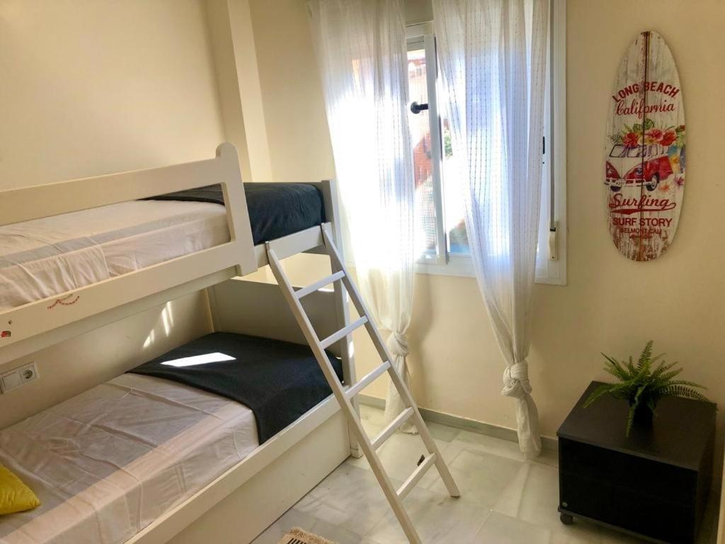 Gatu Premium Atico Sotavento Playa, Parking, Terraza, Piscinas, Wifi Y Aire Acc , " Preferente Mayores De 25 Anos Y Familias " El Puerto de Santa María Εξωτερικό φωτογραφία